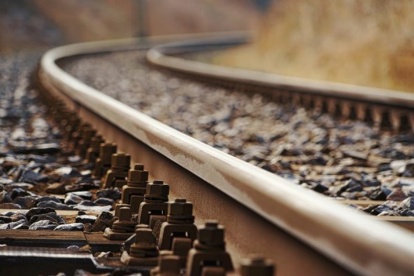 rail-track-unsplash